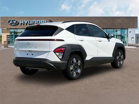 New 2024 Hyundai Kona SEL image 7