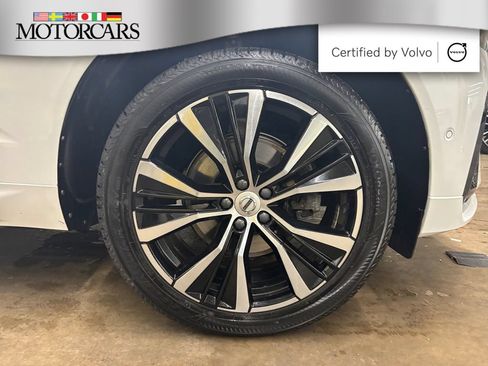 Certified 2023 Volvo XC60 B5 Plus w/ Protection Package Premier AWD/4WD image 34