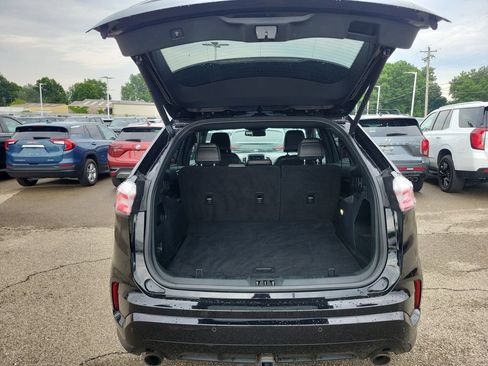 Used 2021 Ford Edge ST-Line w/ Class II Trailer Tow Package AWD/4WD image 8