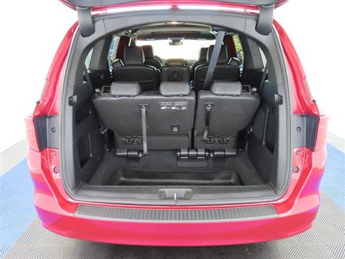 Used 2024 Honda Odyssey Sport image 12