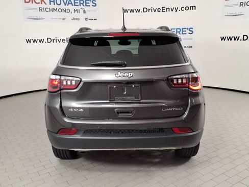 Used 2023 Jeep Compass Limited w/ Elite Group AWD/4WD image 5