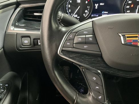 Used 2020 Cadillac XT5 Premium Luxury AWD/4WD image 17