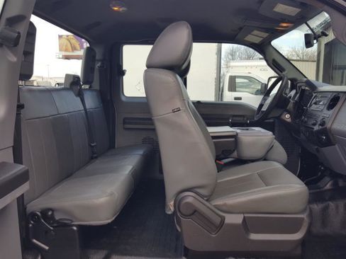 Used 2015 Ford F250 XL w/ Power Equipment Group image 19