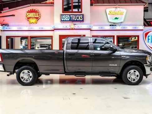 Used 2019 RAM 2500 Tradesman w/ Chrome Appearance Group image 10
