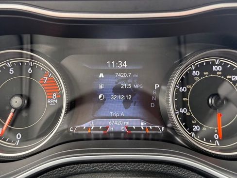 Used 2020 Jeep Cherokee Limited AWD/4WD image 38