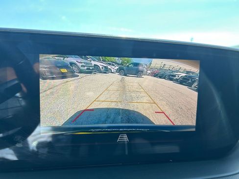 Used 2025 Buick Encore GX Preferred FWD image 20