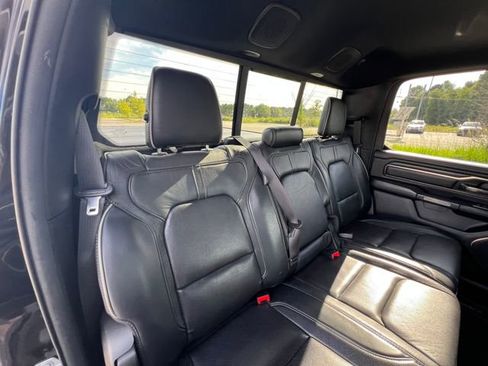 Used 2019 RAM 1500 Limited w/ Body Color Bumper Group image 28