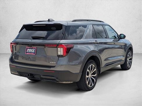 Used 2025 Ford Explorer ST-Line AWD/4WD image 5