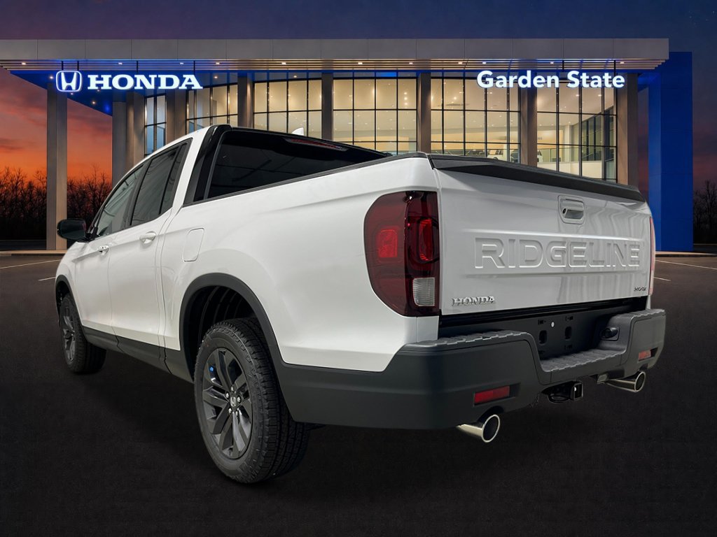 Used 2025 Honda Ridgeline Sport image 3