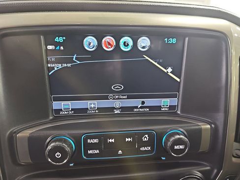 Used 2018 Chevrolet Silverado 1500 High Country image 28