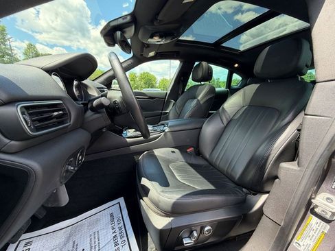 Used 2022 Maserati Levante GT AWD/4WD image 12