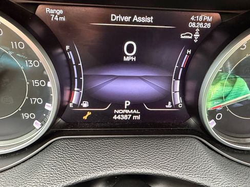 Used 2023 Maserati Levante Modena AWD/4WD image 22