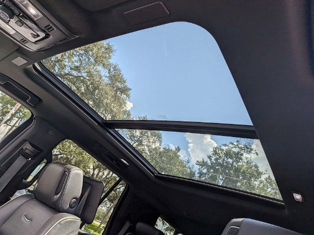 Certified 2025 Cadillac Escalade Premium Luxury AWD/4WD image 25