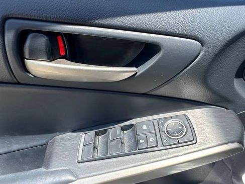 Used 2020 Lexus IS 350 F Sport w/ F Sport Package RWD image 14