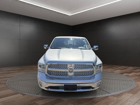Used 2016 RAM 1500 Laramie w/ Convenience Group AWD/4WD image 3
