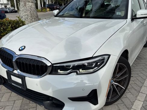 Used 2021 BMW 330i xDrive 330i xDrive w/ Convenience Package image 1