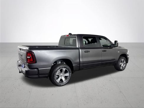 New 2026 RAM 1500 Express AWD/4WD image 6