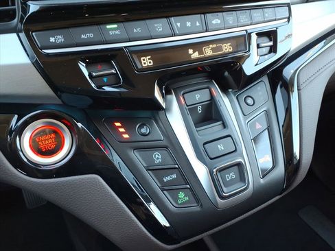 New 2026 Honda Odyssey Touring image 29
