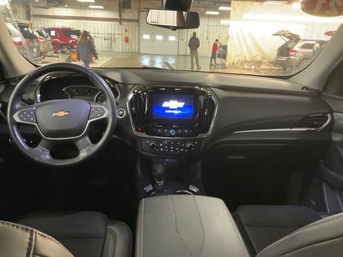 Certified 2021 Chevrolet Traverse Premier image 13