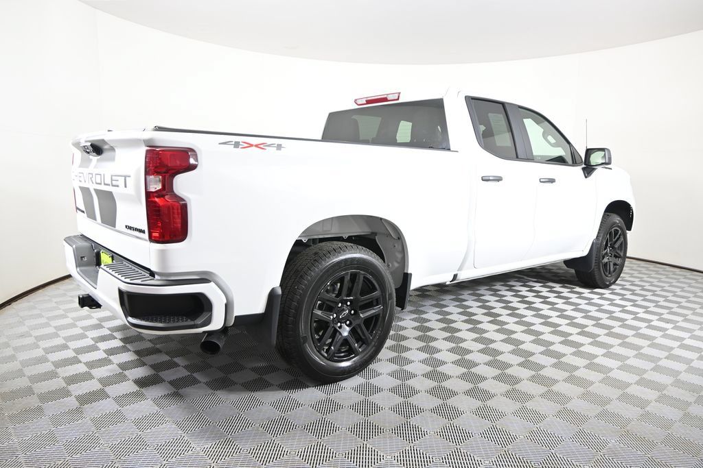 Used 2024 Chevrolet Silverado 1500 Custom w/ Rally Edition AWD/4WD image 7