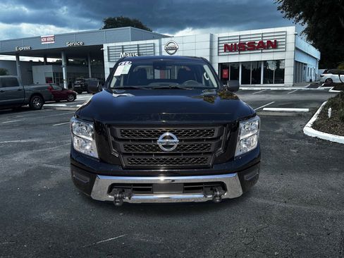 Used 2022 Nissan Titan SV w/ Accessory Utility Package image 10