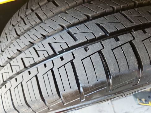 Used 2024 Ford Mustang Convertible image 37