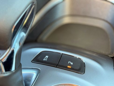 Used 2025 Chevrolet Malibu LT image 18