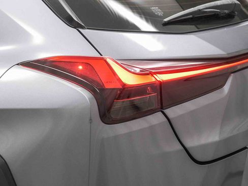 Used 2020 Lexus UX 200 w/ Accessory Package 2 FWD image 7