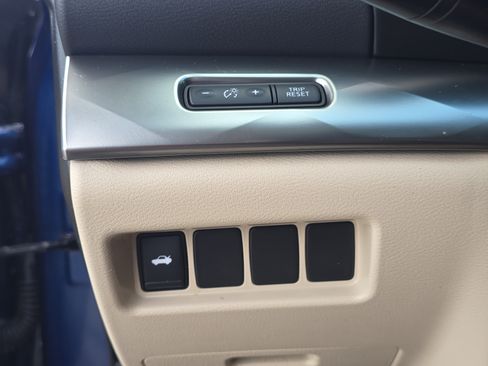 Used 2020 Nissan Maxima 3.5 SV w/ Floor Mat Group FWD image 28