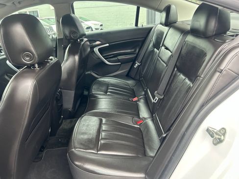 Used 2017 Buick Regal Sport Touring FWD image 12