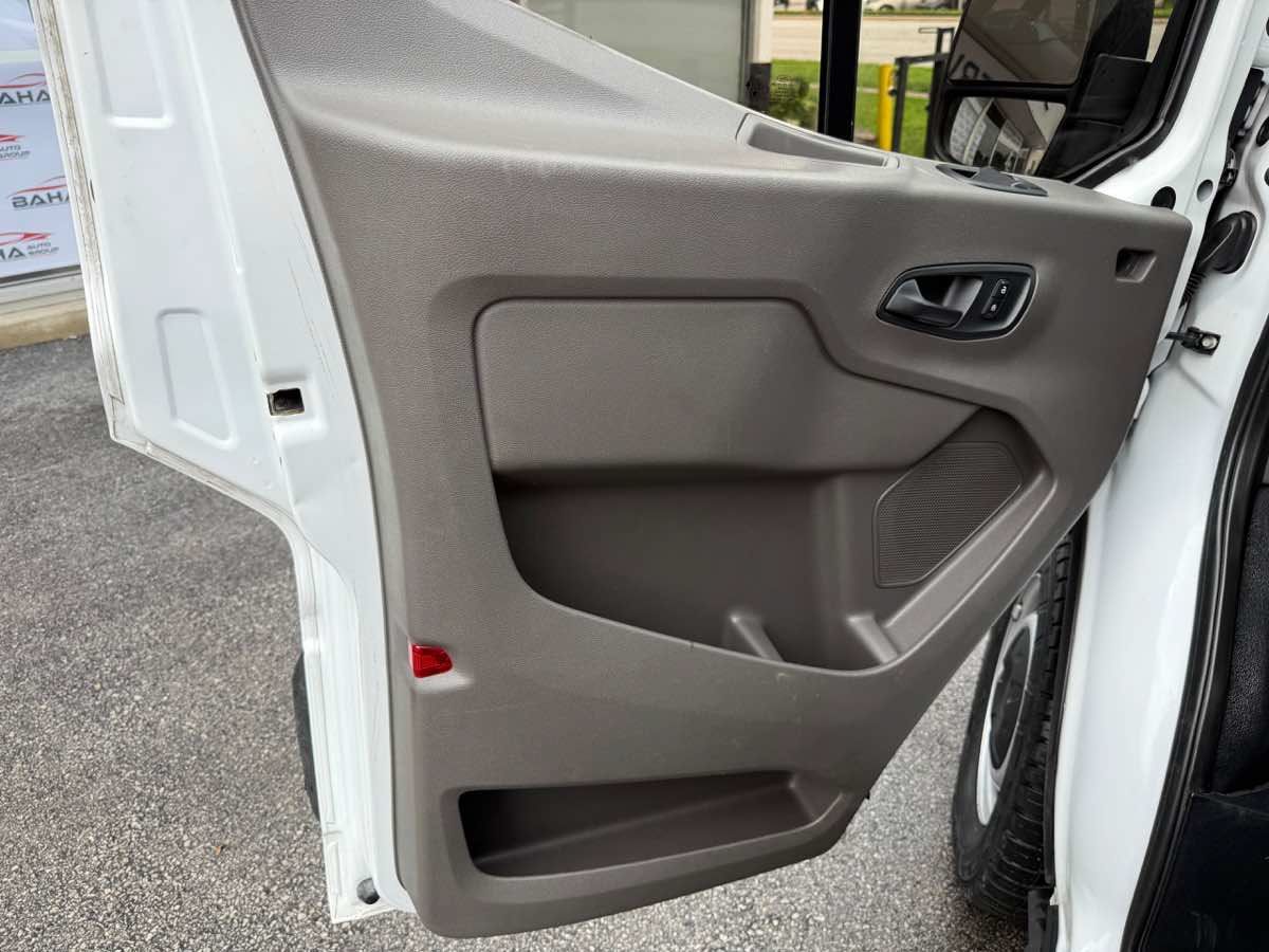 Used 2021 Ford Transit 250 Medium Roof RWD image 24