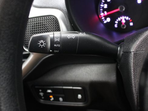 Used 2022 Kia Soul LX w/ Technology Package FWD image 23