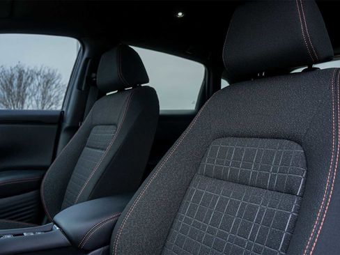 Used 2026 Honda HR-V Sport image 11