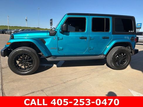 Used 2024 Jeep Wrangler Unlimited w/ Convenience Group AWD/4WD image 6