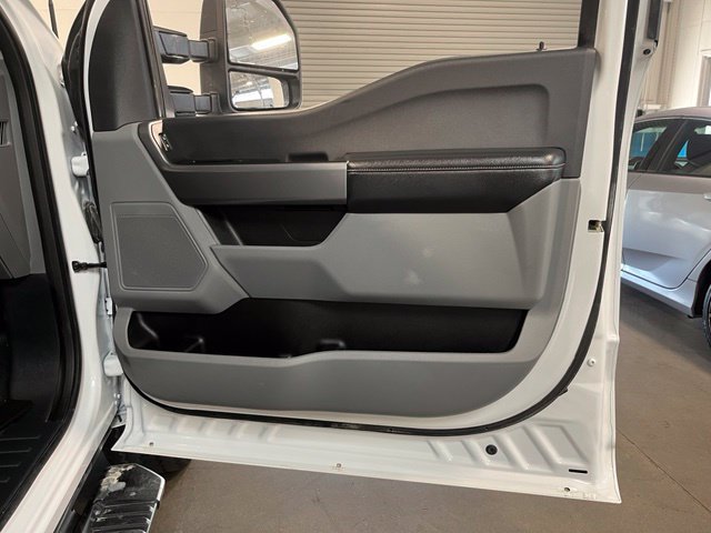 Used 2025 Ford F250 XLT AWD/4WD image 13