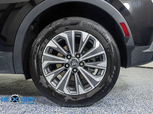 Used 2025 Buick Envision Preferred AWD/4WD image 42
