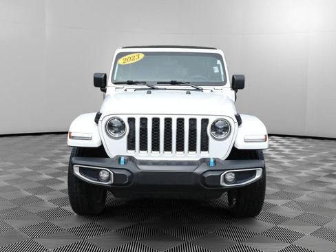 Used 2023 Jeep Wrangler Unlimited Sahara w/ Cold Weather Group AWD/4WD image 10