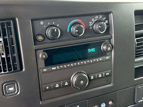 New 2025 Chevrolet Express 3500 Work Van w/ Driver Convenience Package image 32