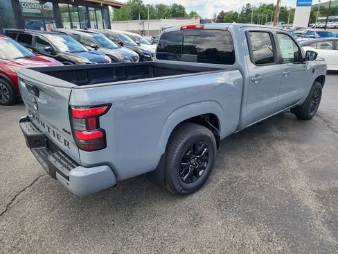 New 2026 Nissan Frontier SV w/ All-Weather Content Package AWD/4WD image 8