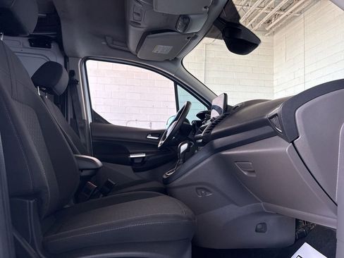 Used 2021 Ford Transit Connect XLT FWD image 15