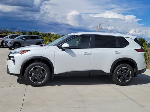 New 2026 Nissan Rogue SV image 2
