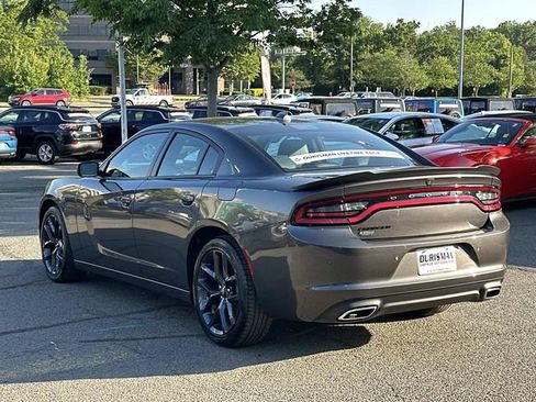 Used 2023 Dodge Charger SXT w/ Plus Group RWD image 5