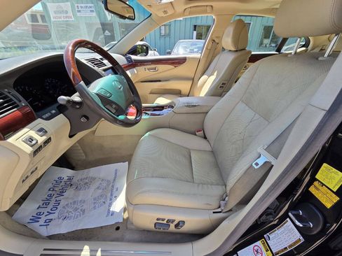 Used 2011 Lexus LS 460 AWD w/ Luxury Value Edition image 17