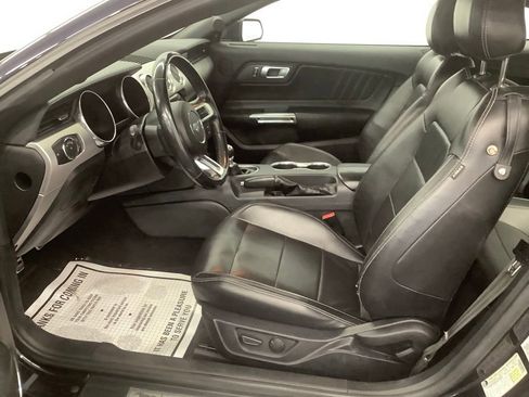 Used 2021 Ford Mustang Premium RWD image 8