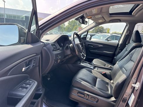 Used 2021 Honda Pilot EX-L image 11