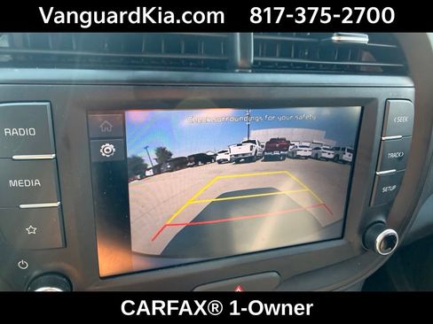 Certified 2025 Kia Soul LX w/ LX Technology Package FWD image 21