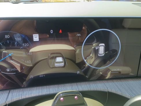 Used 2024 Hyundai Santa Fe Calligraphy image 31