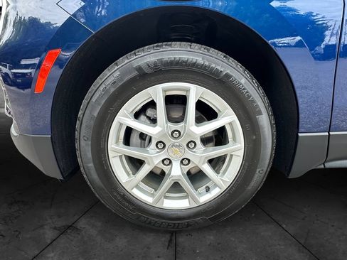 Used 2023 Chevrolet Equinox LS FWD image 14
