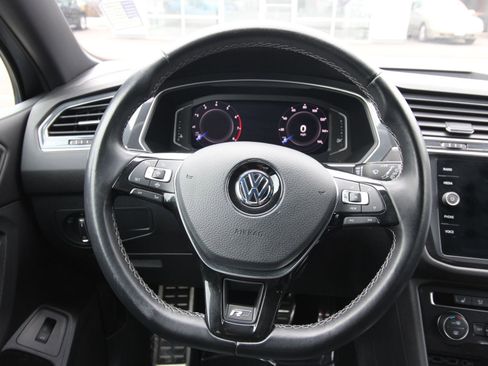Used 2019 Volkswagen Tiguan SEL Premium R-Line image 13