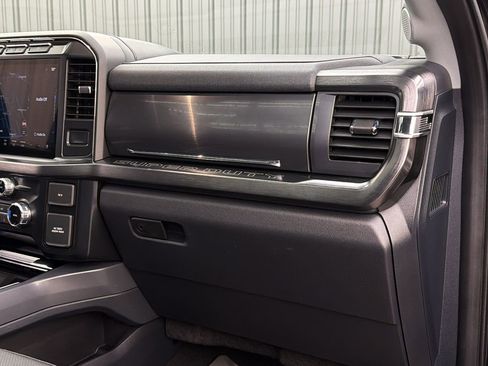 Used 2024 Ford F250 Lariat w/ Lariat Ultimate Package image 40